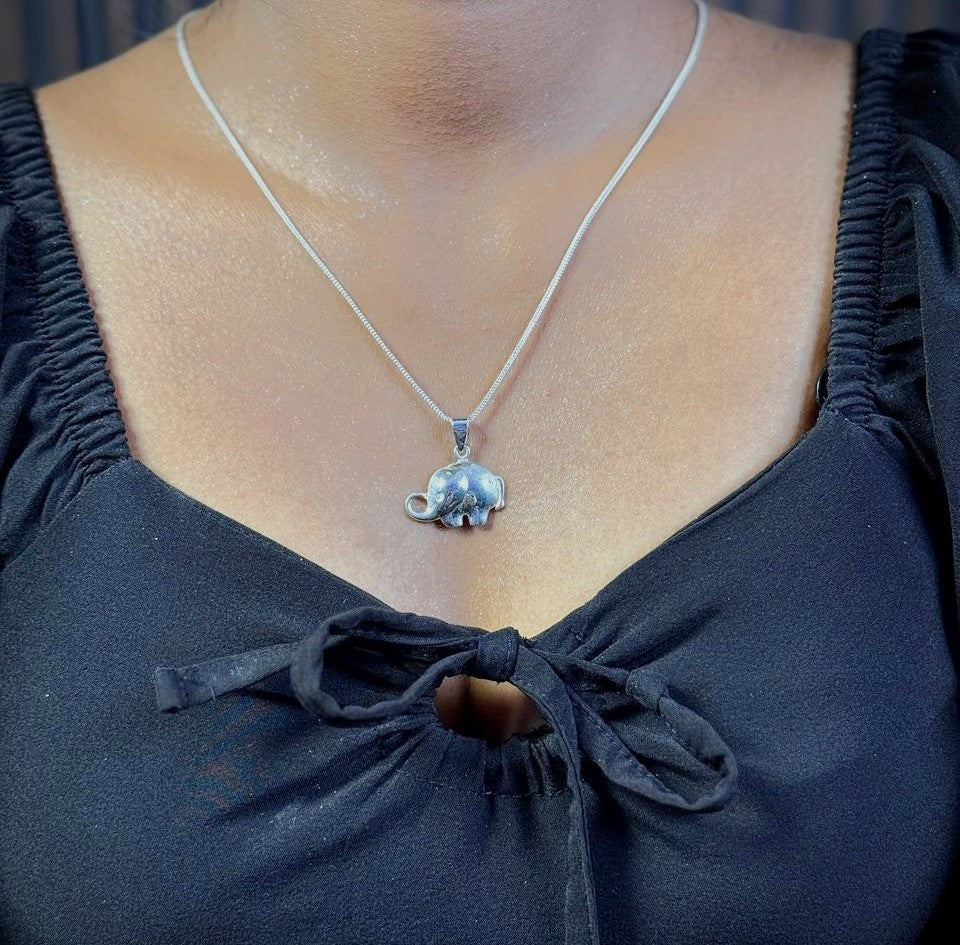 Silver Gajah Pendant