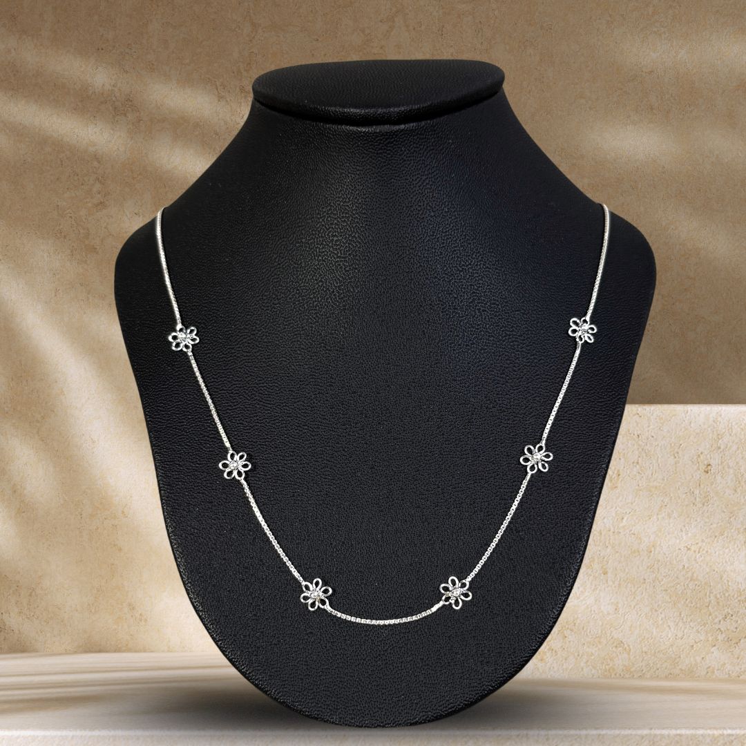Six Flower Necklace