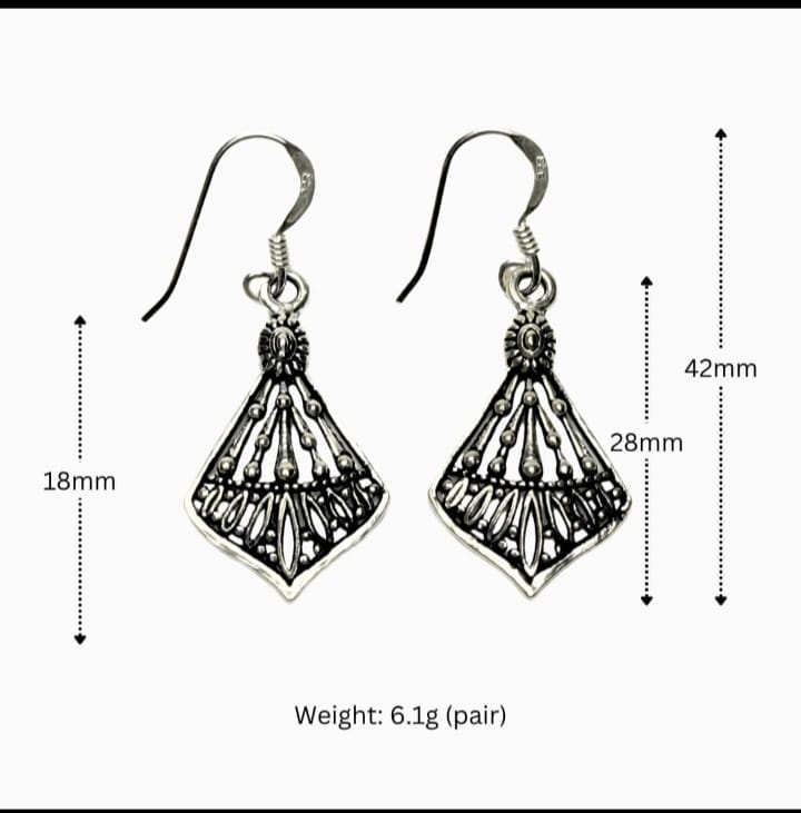 Delicate Carvings Earring